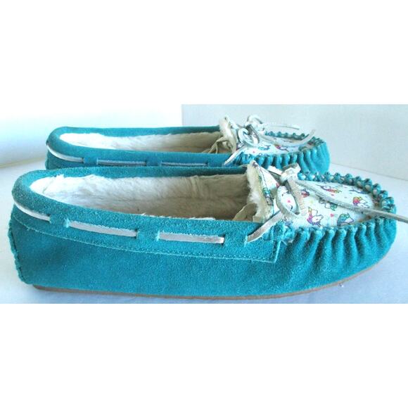 Minnetonka Girls Turquoise Unicorn Moccasin Slippers Size 3 Youth - Picture 2 of 10